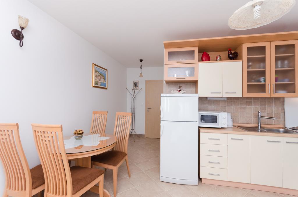 Apartment Zorka Медвея Екстер'єр фото